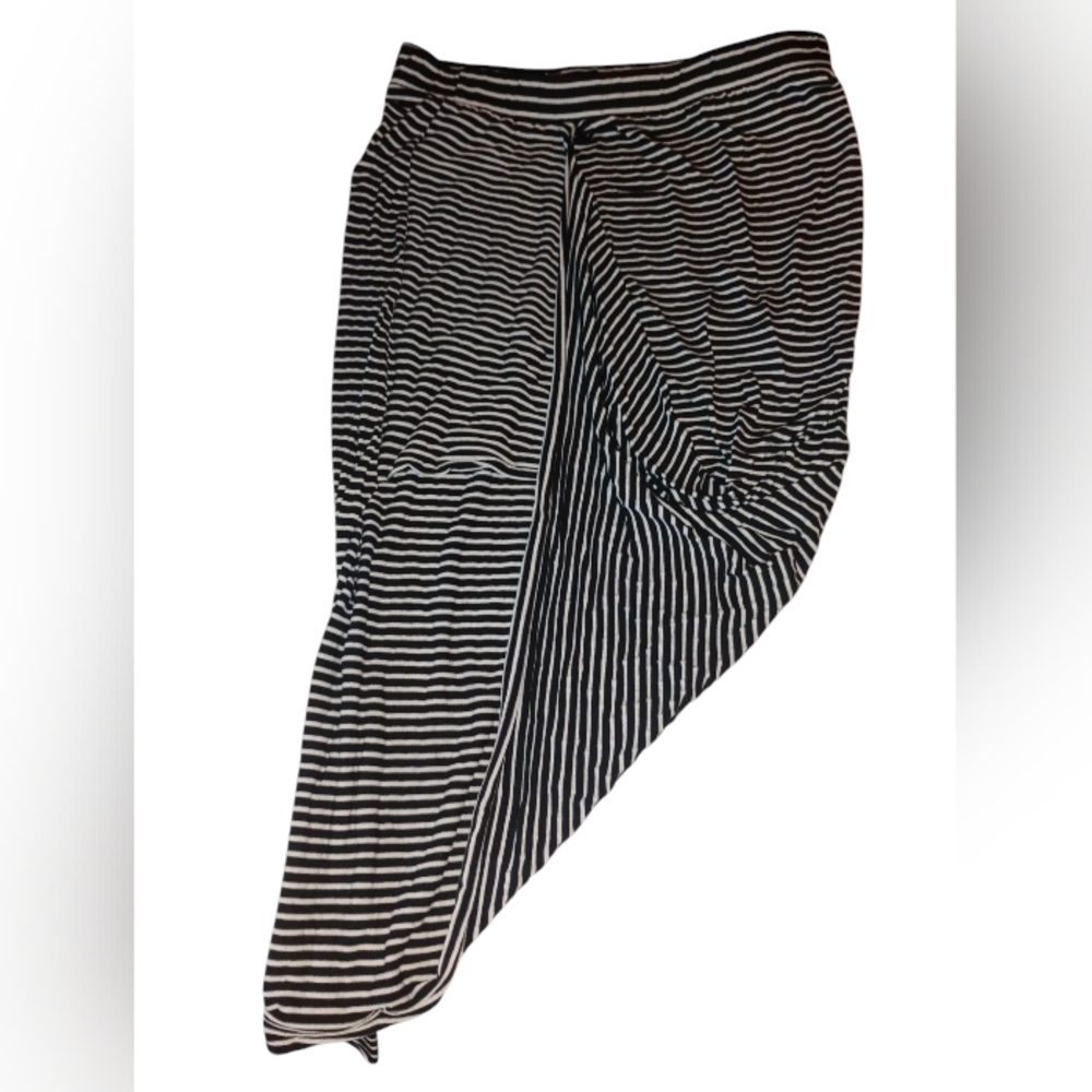 Charlotte Russe Black and White Striped Skirt Size Xl